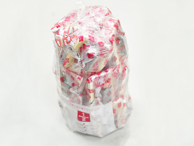 お菓子の詰め放題2